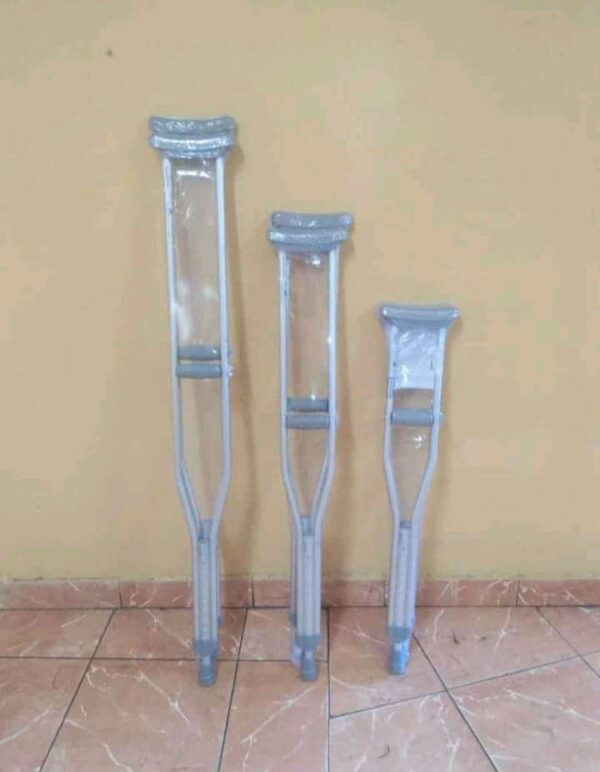 Armpit/Auxiliary Crutches